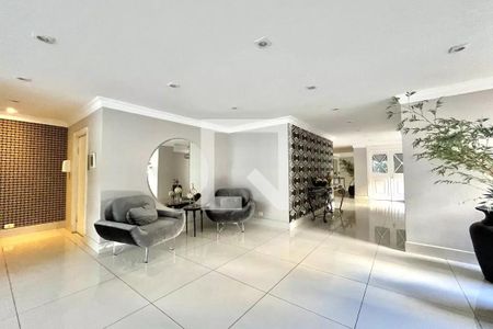 Apartamento para alugar com 115m², 4 quartos e sem vaga Apartamento para alugar com 115m², 4 quartos e sem vagaHall social