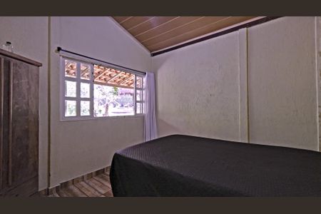 Quarto 2 de casa de condomínio à venda com 3 quartos, 1000m² em Retiro do Chalé, Brumadinho