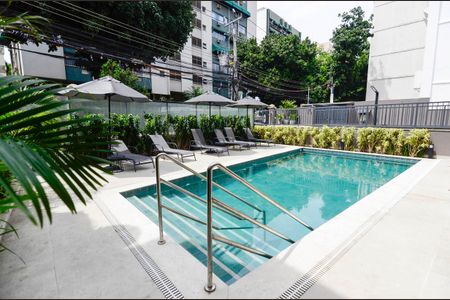 Apartamento à venda com 145m², 2 quartos e 1 vaga Apartamento à venda com 145m², 2 quartos e 1 vagaÁrea comum