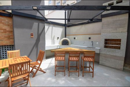 Apartamento à venda com 145m², 2 quartos e 1 vaga Apartamento à venda com 145m², 2 quartos e 1 vagaÁrea comum