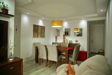 Sala de apartamento à venda com 3 quartos, 60m² em Baeta Neves, São Bernardo do Campo