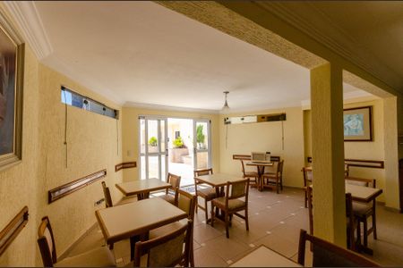 Studio para alugar com 30m², 1 quarto e sem vaga Studio para alugar com 30m², 1 quarto e sem vagaSalão