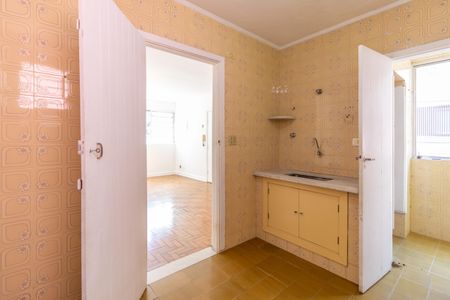 Apartamento à venda com 96m², 2 quartos e sem vaga Apartamento à venda com 96m², 2 quartos e sem vagaCozinha