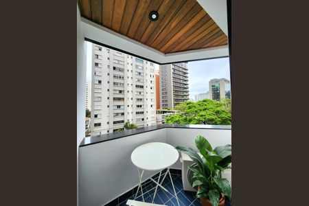 Apartamento à venda com 48m², 1 quarto e 1 vaga Apartamento à venda com 48m², 1 quarto e 1 vagaVaranda