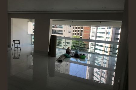 Foto 02 de apartamento à venda com 3 quartos, 140m² em Vila Olímpia, São Paulo