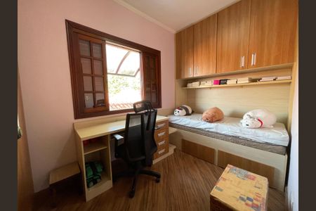 Casa à venda com 182m², 3 quartos e 3 vagasQuarto 2