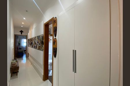 Apartamento para alugar com 135m², 3 quartos e sem vaga Apartamento para alugar com 135m², 3 quartos e sem vagaCorredor