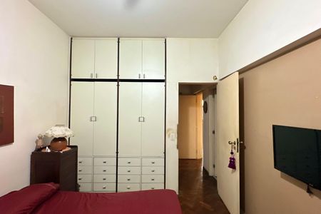 Apartamento à venda com 241m², 4 quartos e 1 vagaQuarto 02