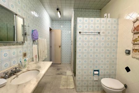 Apartamento à venda com 241m², 4 quartos e 1 vagaBanheiro Social