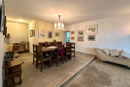 Apartamento à venda com 241m², 4 quartos e 1 vagaSala