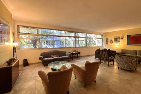 Apartamento à venda com 241m², 4 quartos e 1 vagaSala