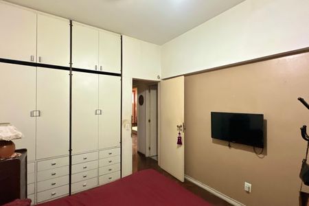 Apartamento à venda com 241m², 4 quartos e 1 vagaQuarto 02