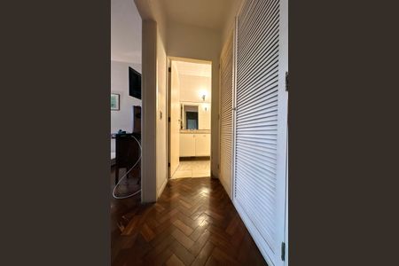 Apartamento à venda com 241m², 4 quartos e 1 vagaSuíte