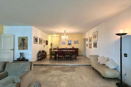 Apartamento à venda com 241m², 4 quartos e 1 vagaSala