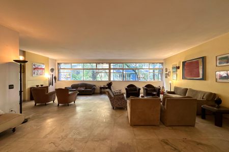 Apartamento à venda com 241m², 4 quartos e 1 vagaSala