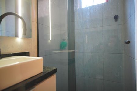 Apartamento à venda com 44m², 2 quartos e 1 vagaBanheiro 