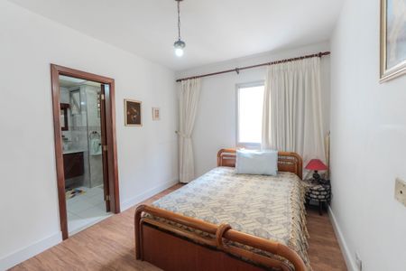 Apartamento à venda com 104m², 3 quartos e 2 vagas Apartamento à venda com 104m², 3 quartos e 2 vagasSuíte 1