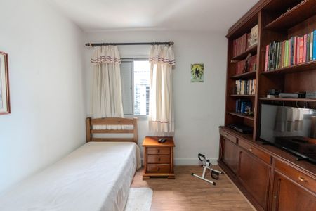 Apartamento à venda com 104m², 3 quartos e 2 vagas Apartamento à venda com 104m², 3 quartos e 2 vagasQuarto 1