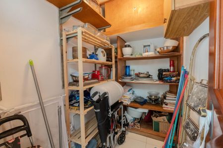 Apartamento à venda com 104m², 3 quartos e 2 vagas Apartamento à venda com 104m², 3 quartos e 2 vagasQuarto de Serviço