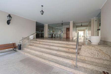 Apartamento à venda com 104m², 3 quartos e 2 vagas Apartamento à venda com 104m², 3 quartos e 2 vagasHall de entrada