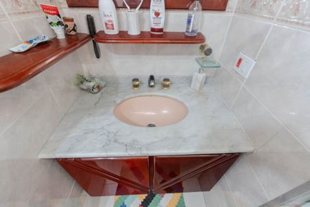 Apartamento à venda com 104m², 3 quartos e 2 vagas Apartamento à venda com 104m², 3 quartos e 2 vagasBanheiro da Suíte