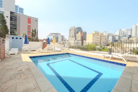 Apartamento à venda com 104m², 3 quartos e 2 vagas Apartamento à venda com 104m², 3 quartos e 2 vagasÁrea comum - Piscina