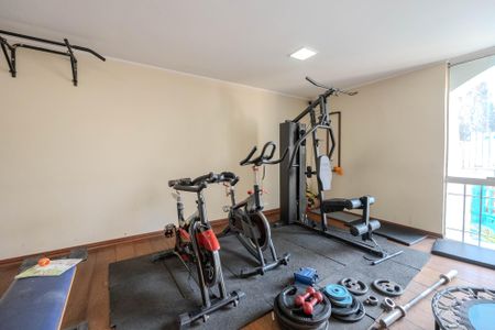 Apartamento à venda com 104m², 3 quartos e 2 vagas Apartamento à venda com 104m², 3 quartos e 2 vagasÁrea comum - Academia