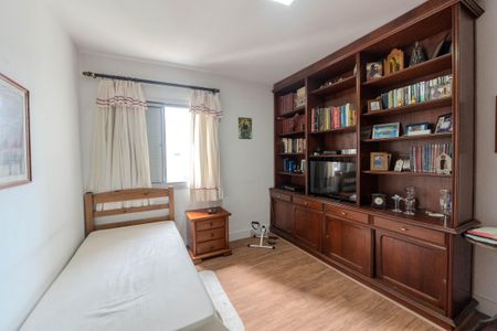 Apartamento à venda com 104m², 3 quartos e 2 vagas Apartamento à venda com 104m², 3 quartos e 2 vagasQuarto 1