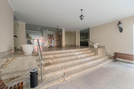 Apartamento à venda com 104m², 3 quartos e 2 vagas Apartamento à venda com 104m², 3 quartos e 2 vagasHall de entrada