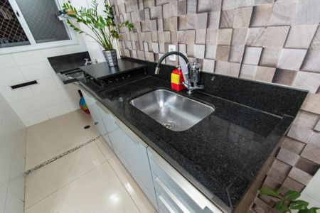 Apartamento para alugar com 41m², 2 quartos e sem vaga Apartamento para alugar com 41m², 2 quartos e sem vagaCozinha e Área de Serviço
