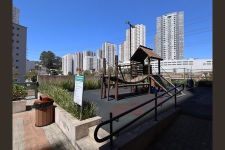 Apartamento para alugar com 55m², 2 quartos e 1 vagaÁrea comum - Playground