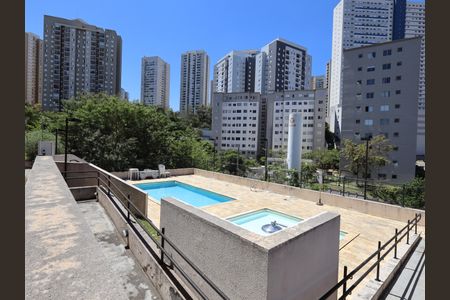 Apartamento para alugar com 55m², 2 quartos e 1 vagaÁrea comum - Piscina