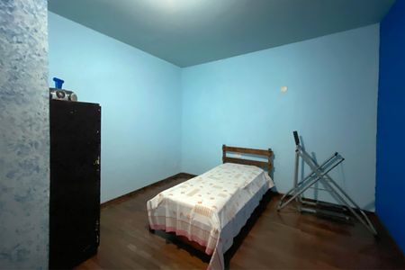 Casa à venda com 361m², 5 quartos e 8 vagas Casa à venda com 361m², 5 quartos e 8 vagasQuarto 3