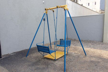 Apartamento à venda com 85m², 3 quartos e 1 vaga Apartamento à venda com 85m², 3 quartos e 1 vagaÁrea comum - Playground