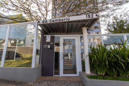 Apartamento à venda com 85m², 3 quartos e 1 vaga Apartamento à venda com 85m², 3 quartos e 1 vagaFachada