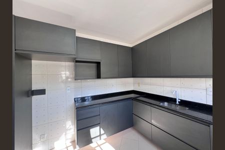 Casa para alugar com 130m², 3 quartos e 2 vagas Casa para alugar com 130m², 3 quartos e 2 vagasCozinha