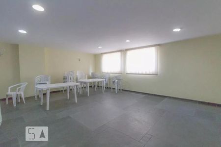 Apartamento à venda com 65m², 2 quartos e 1 vaga Apartamento à venda com 65m², 2 quartos e 1 vagaÁrea comum - Salão de festas