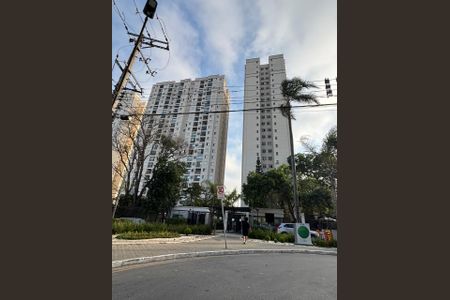 Apartamento à venda com 42m², 1 quarto e 1 vaga Apartamento à venda com 42m², 1 quarto e 1 vagaFachada