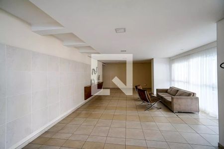 Apartamento à venda com 114m², 3 quartos e 2 vagas Apartamento à venda com 114m², 3 quartos e 2 vagasHall social