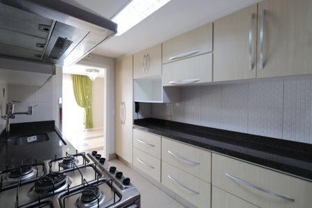 Apartamento à venda com 114m², 3 quartos e 2 vagasCozinha