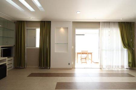 Apartamento à venda com 114m², 3 quartos e 2 vagasSala