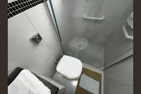 Casa à venda com 98m², 3 quartos e 1 vagaBanheiro