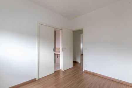 Apartamento à venda com 166m², 4 quartos e 4 vagasQuarto 2