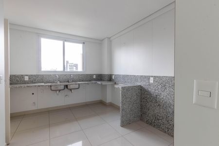 Apartamento à venda com 166m², 4 quartos e 4 vagasCozinha