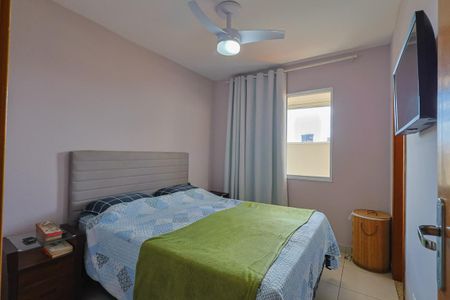 Apartamento à venda com 110m², 3 quartos e 2 vagas Apartamento à venda com 110m², 3 quartos e 2 vagasSuíte