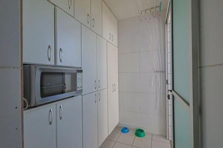 Apartamento à venda com 110m², 3 quartos e 2 vagas Apartamento à venda com 110m², 3 quartos e 2 vagasCozinha