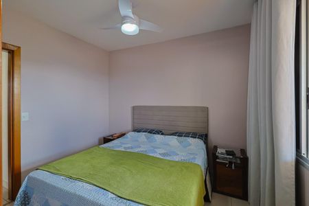 Apartamento à venda com 110m², 3 quartos e 2 vagas Apartamento à venda com 110m², 3 quartos e 2 vagasSuíte