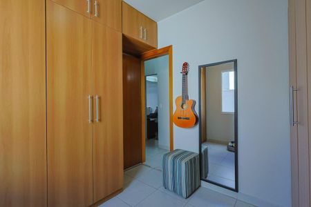 Apartamento à venda com 110m², 3 quartos e 2 vagas Apartamento à venda com 110m², 3 quartos e 2 vagasQuarto 2