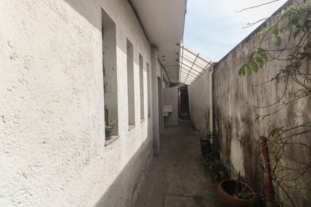 Casa à venda com 187m², 2 quartos e 1 vaga Casa à venda com 187m², 2 quartos e 1 vagaCorredor de Acesso - Casa 01
