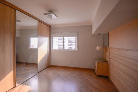 Apartamento à venda com 121m², 3 quartos e 2 vagasSuíte